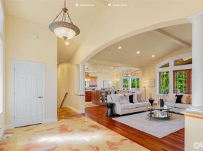 6210 106th Avenue NE, Kirkland WA 98033