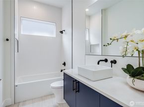 10227 26th Avenue SW, Seattle WA 98146