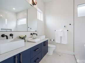 10227 26th Avenue SW, Seattle WA 98146