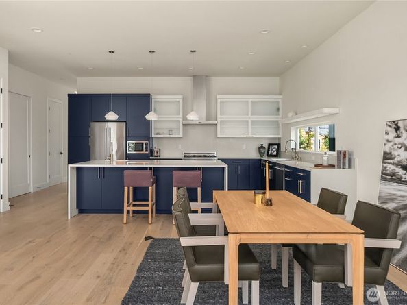 10227 26th Avenue SW, Seattle WA 98146