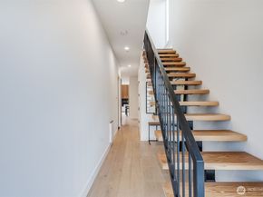10227 26th Avenue SW, Seattle WA 98146