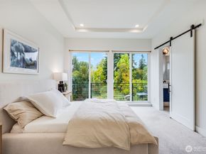 10227 26th Avenue SW, Seattle WA 98146