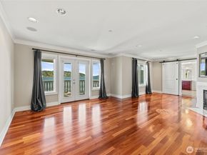 17765 Beach Drive NE, Lake Forest Park WA 98155