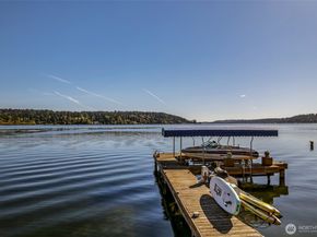 17765 Beach Drive NE, Lake Forest Park WA 98155