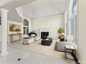 17765 Beach Drive NE, Lake Forest Park WA 98155