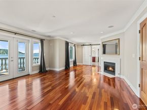 17765 Beach Drive NE, Lake Forest Park WA 98155