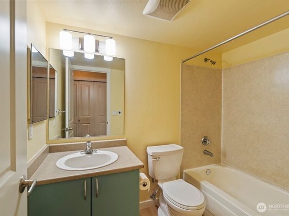 15415 35th Avenue Ct W D103, Lynnwood WA 98087