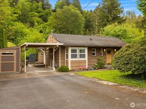 304 Riverview Drive NE, Auburn WA 98002