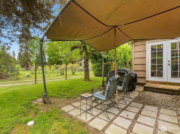 304 Riverview Drive NE, Auburn WA 98002