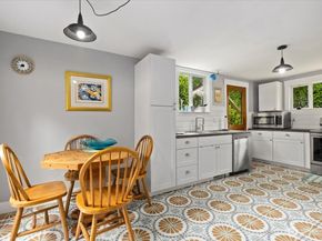 304 Riverview Drive NE, Auburn WA 98002