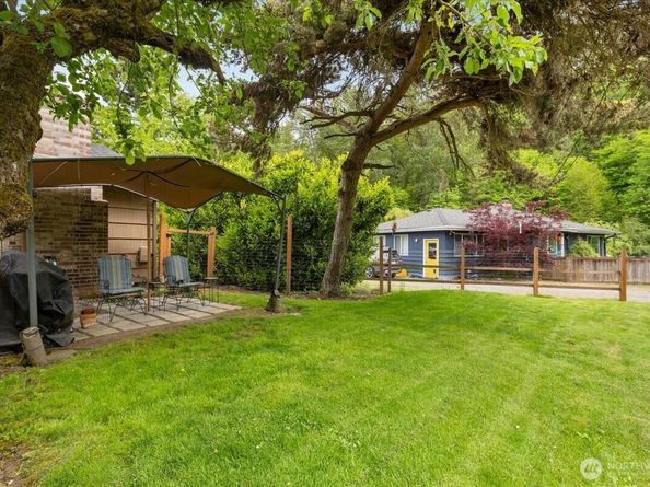 304 Riverview Drive NE, Auburn WA 98002
