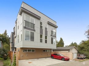 10306 E Midvale Avenue N, Seattle WA 98133
