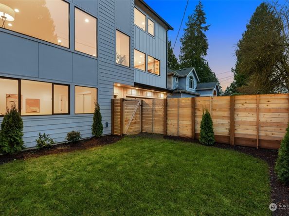 3633 NE 120th Street, Seattle WA 98125