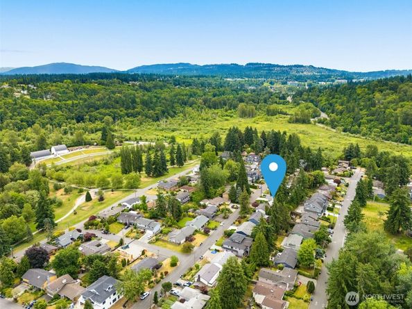 539 129th Avenue SE, Bellevue WA 98005