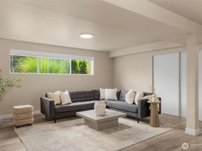 539 129th Avenue SE, Bellevue WA 98005