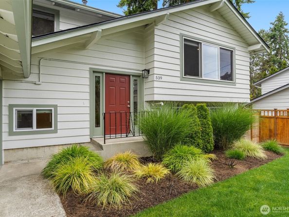 539 129th Avenue SE, Bellevue WA 98005