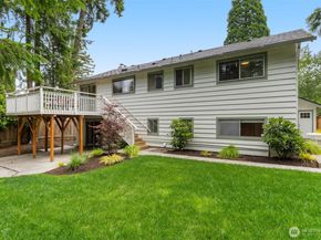 539 129th Avenue SE, Bellevue WA 98005