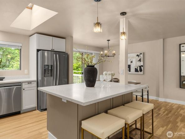 539 129th Avenue SE, Bellevue WA 98005