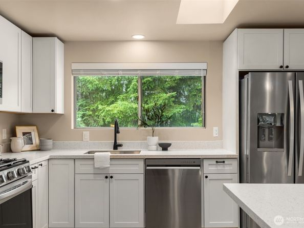 539 129th Avenue SE, Bellevue WA 98005