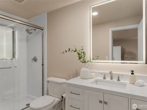 539 129th Avenue SE, Bellevue WA 98005
