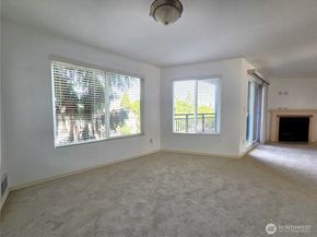 12716 NE 144th Street D202, Kirkland WA 98034