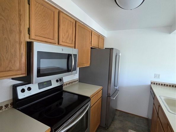 12716 NE 144th Street D202, Kirkland WA 98034