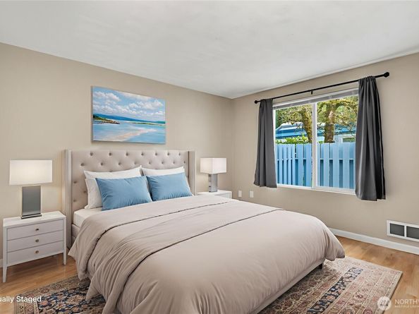 4300 NE Sunset Boulevard C6, Renton WA 98059