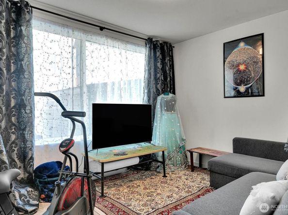 2030 24th Avenue S 29, Seattle WA 98144