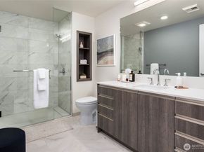 800 Columbia Street 1708, Seattle WA 98104