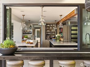 8097 W Mercer Way, Mercer Island WA 98040