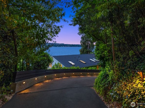 8097 W Mercer Way, Mercer Island WA 98040