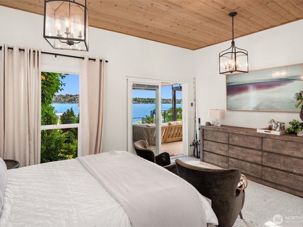 8097 W Mercer Way, Mercer Island WA 98040