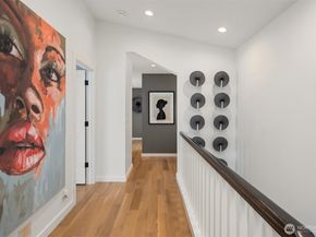 8097 W Mercer Way, Mercer Island WA 98040