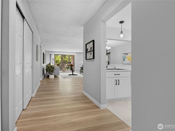 13680 NE 69th Street 635, Redmond WA 98052