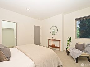 1813 12th Avenue W, Seattle WA 98119
