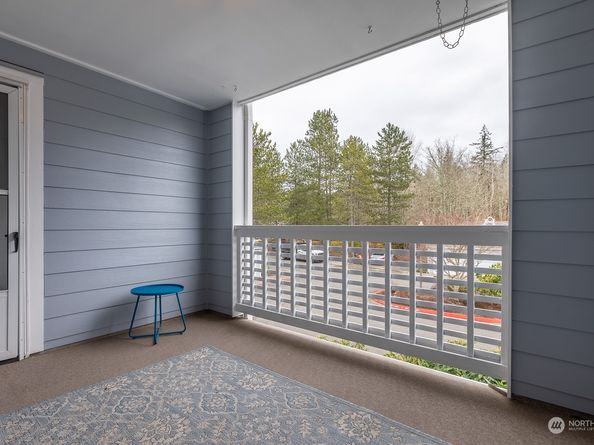4081 224th Lane SE 211, Issaquah WA 98029