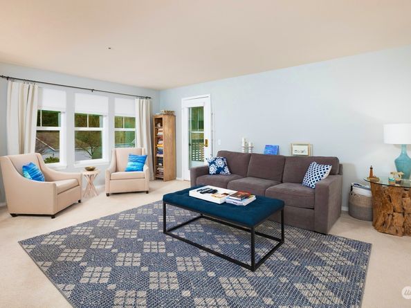 4081 224th Lane SE 211, Issaquah WA 98029