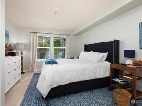 4081 224th Lane SE 211, Issaquah WA 98029