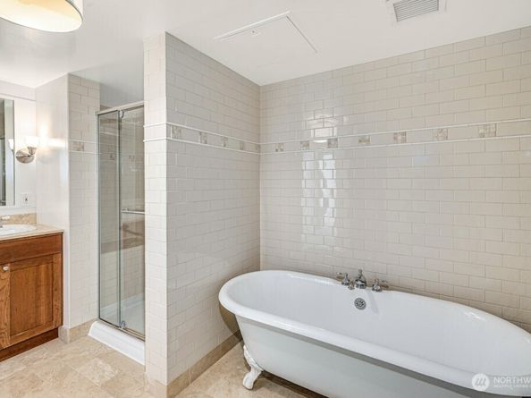 1500 4th Avenue 703, Seattle WA 98101
