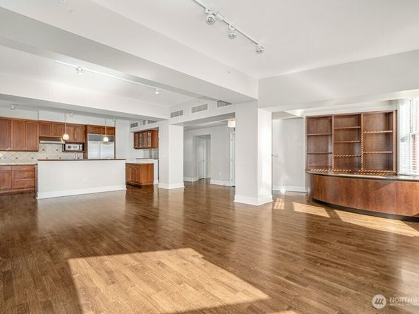 1500 4th Avenue 703, Seattle WA 98101