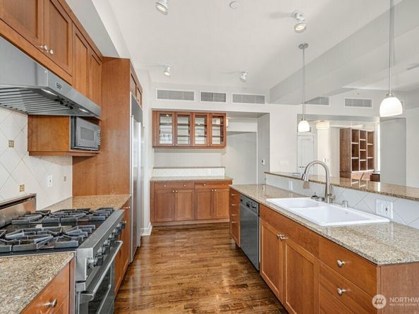 1500 4th Avenue 703, Seattle WA 98101