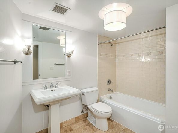 1500 4th Avenue 703, Seattle WA 98101