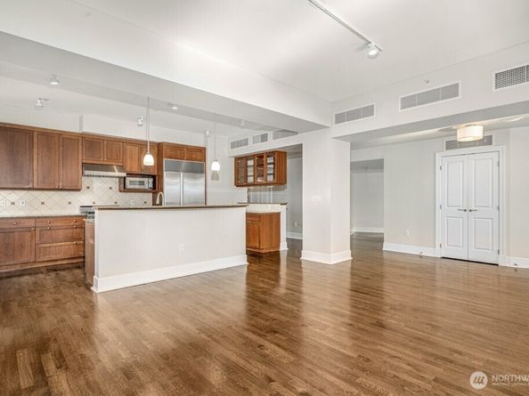 1500 4th Avenue 703, Seattle WA 98101