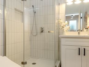 8508 S 116th Street, Seattle WA 98178