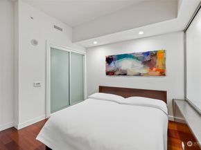 910 Lenora Street S304, Seattle WA 98121