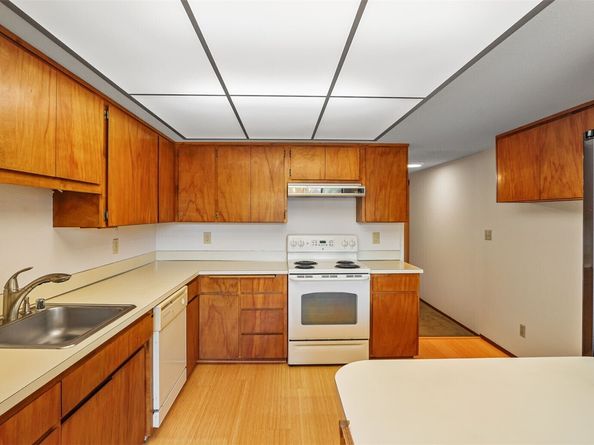 10821 Glen Acres Drive S C, Seattle WA 98168