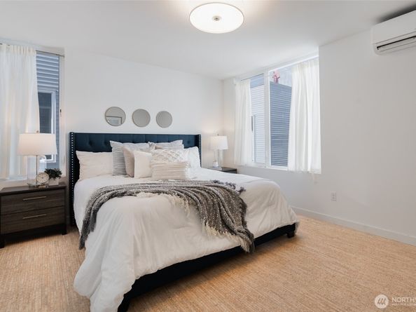 833 S Cloverdale Street A, Seattle WA 98108