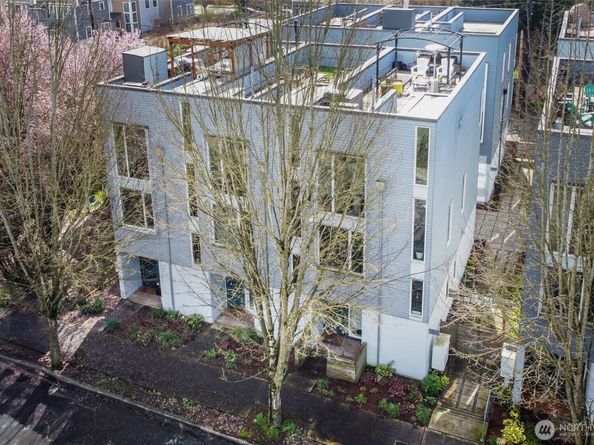 833 S Cloverdale Street A, Seattle WA 98108