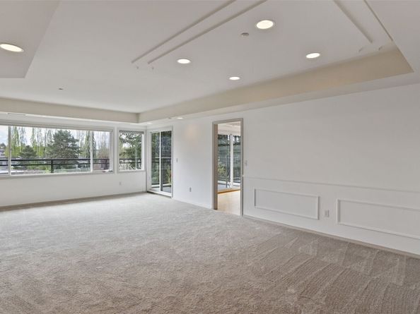322 5th Avenue 202, Kirkland WA 98033