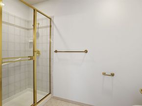 322 5th Avenue 202, Kirkland WA 98033